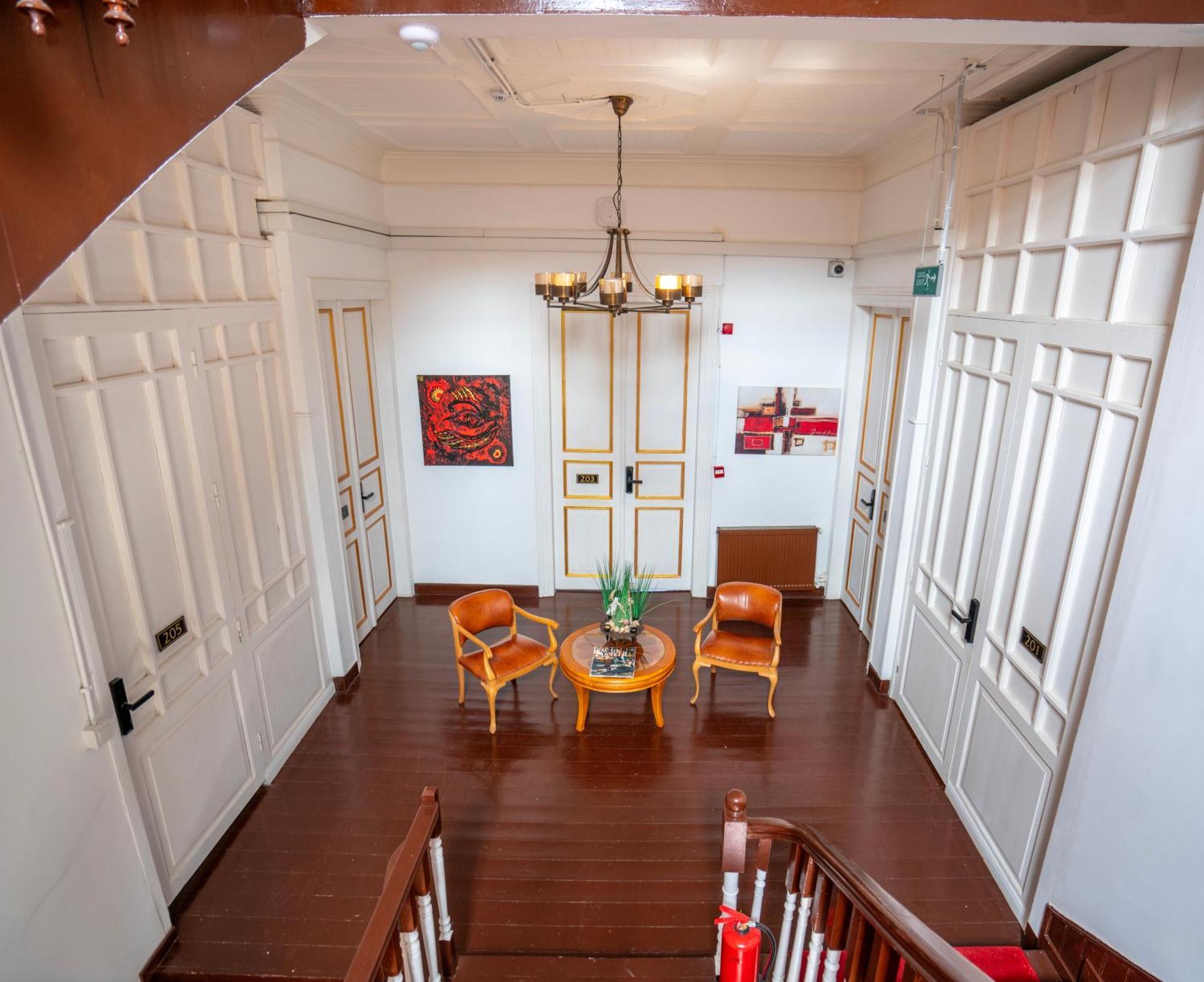 Kensington Prince'S Island Historical Mansion Адалар Экстерьер фото
