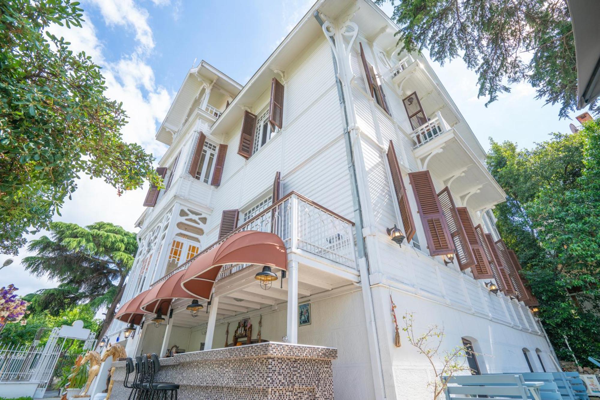 Kensington Prince'S Island Historical Mansion Адалар Экстерьер фото